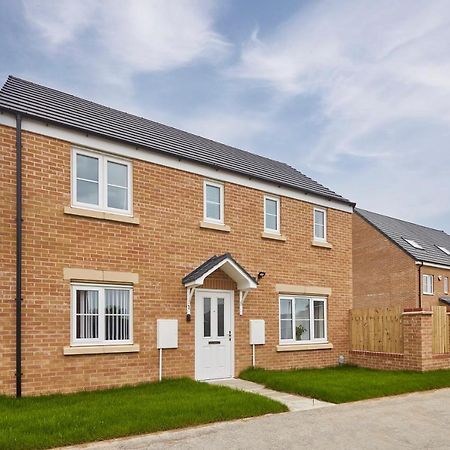 Host & Stay - Cayton Bay Cottage Buitenkant foto