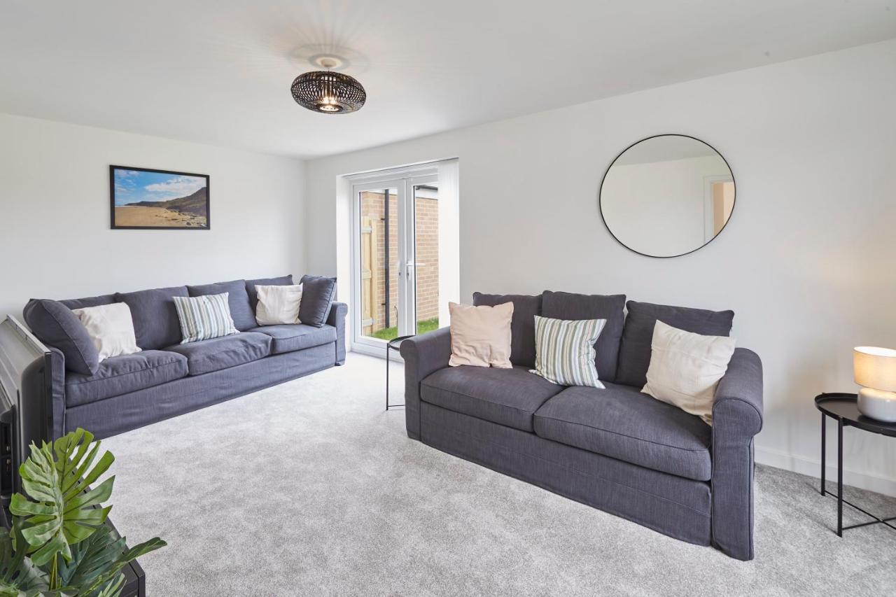 Host & Stay - Cayton Bay Cottage Buitenkant foto